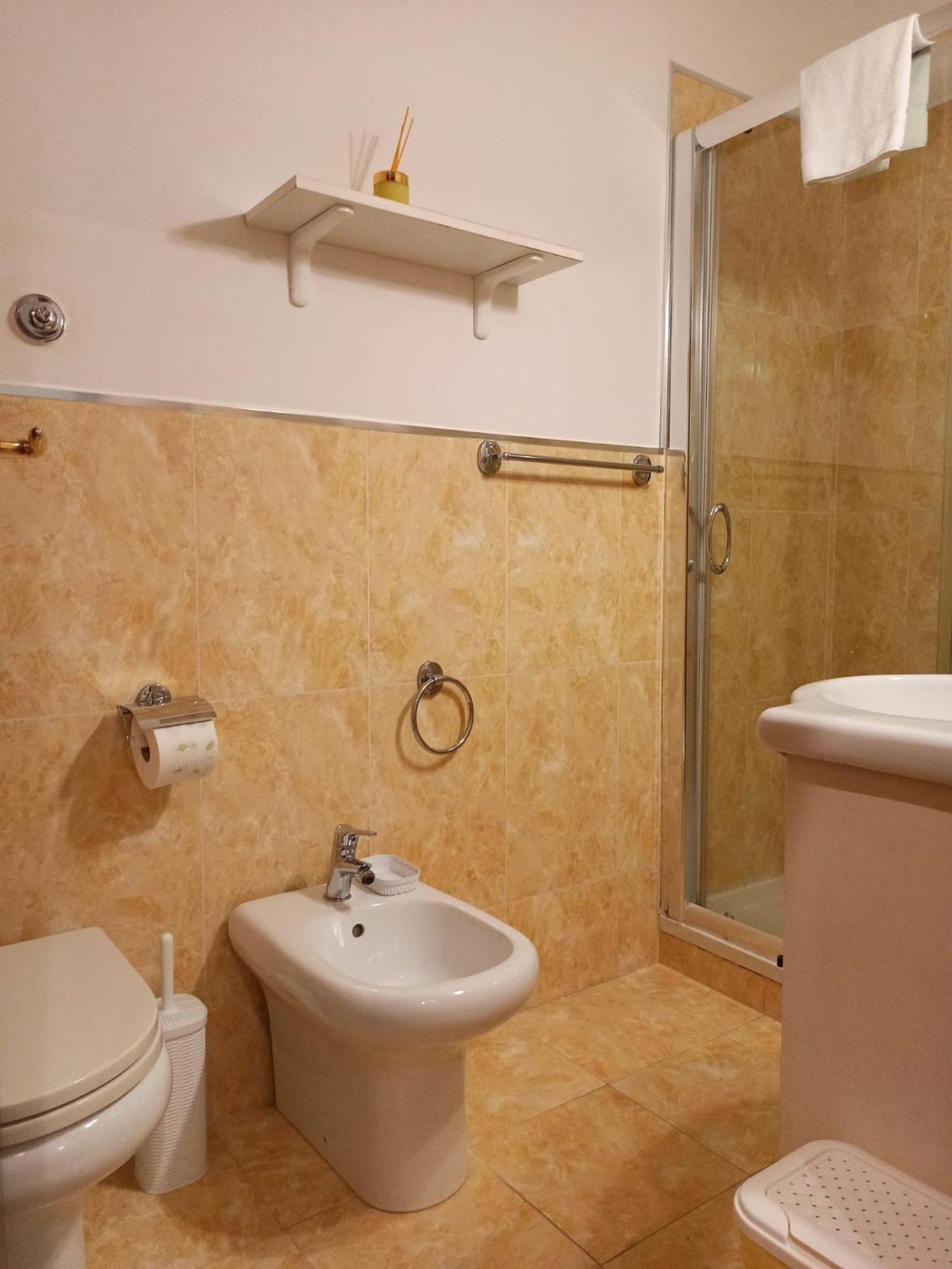Bed and Breakfast Domina Popolo Roma Exterior foto